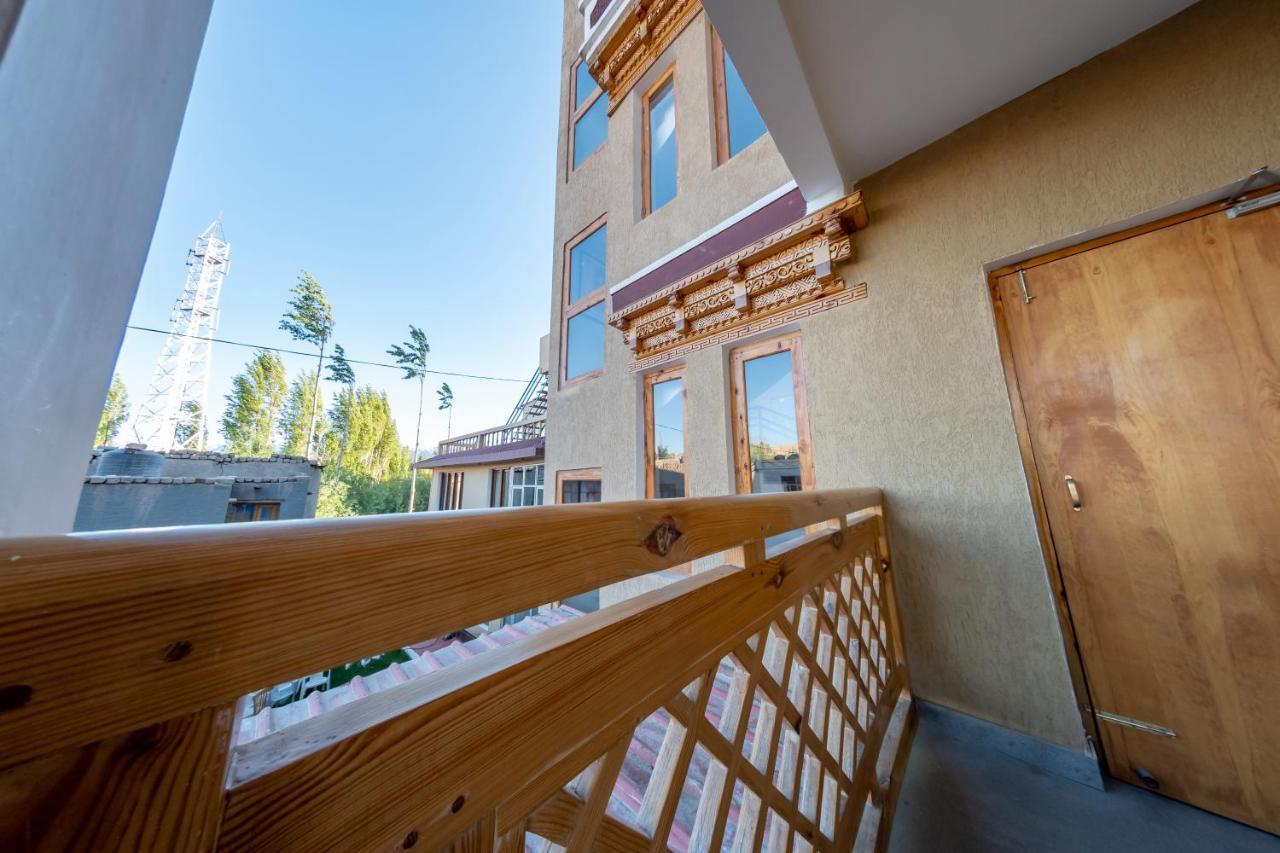 Woosah Hostel Лех Экстерьер фото